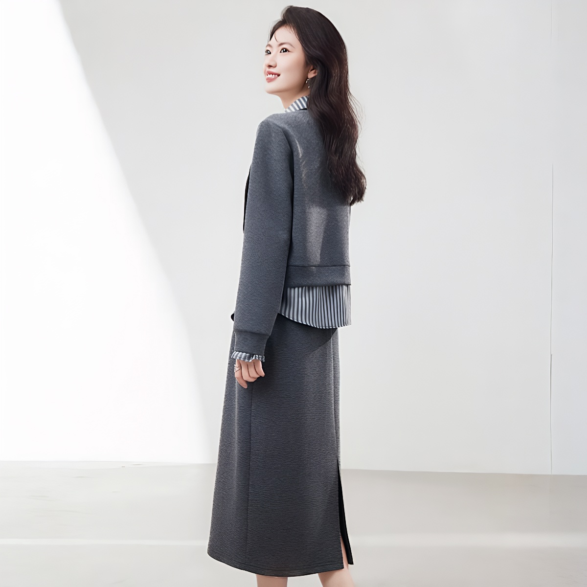 Women’s Two-Piece Sweatshirt and Skirt Set with Faux-Layered Design
