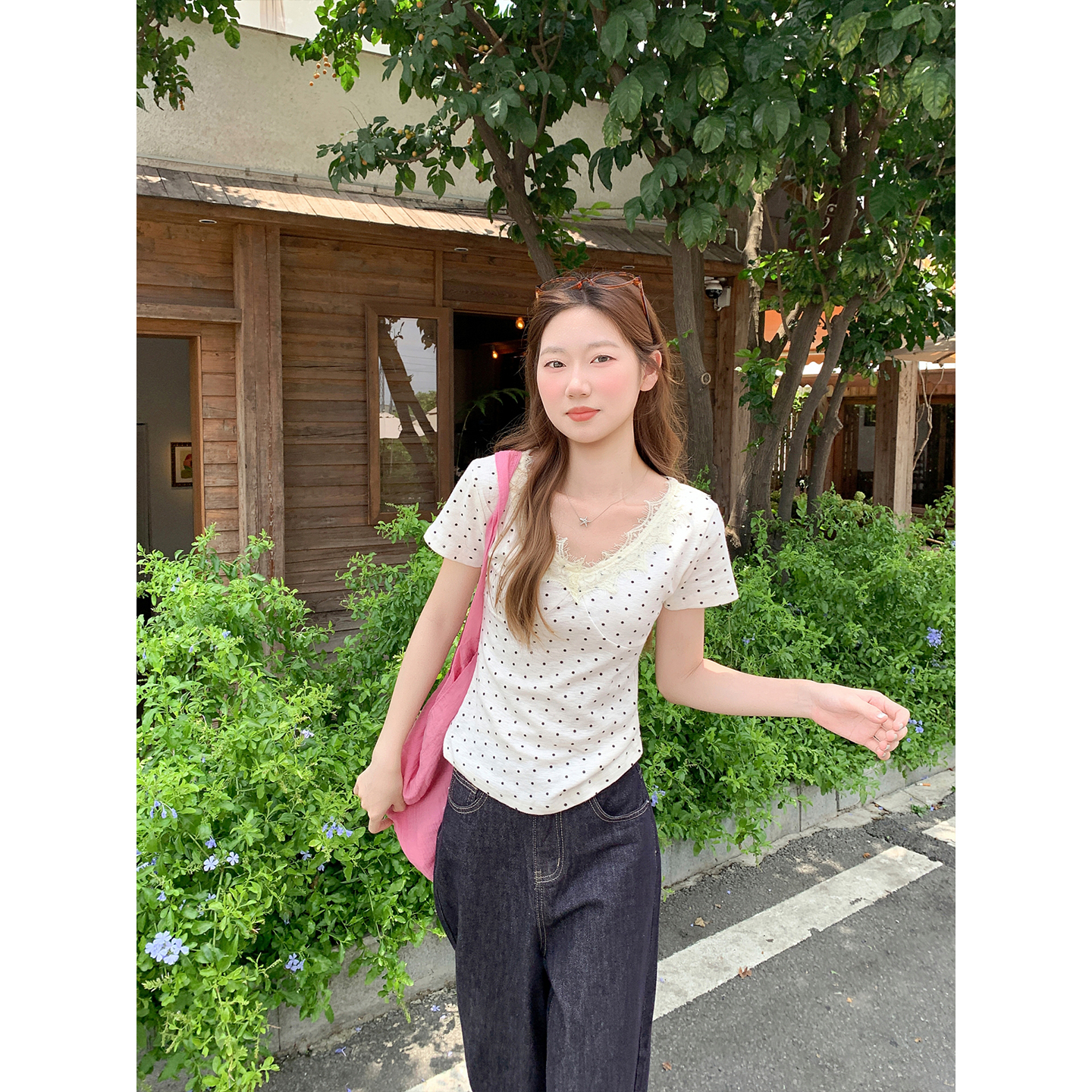 Women’s Polka Dot Lace Panel V-Neck Short Sleeve Slim Fit T-Shirt Summer Commute Top